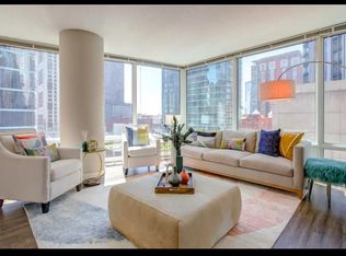 342 E Ohio St, Chicago, IL 60611