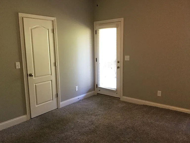 210 Beckley Ridge Ln — Photo 10