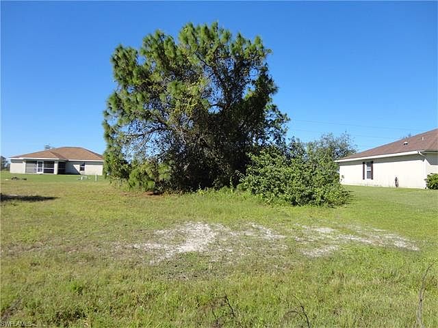 1st image of 4020 NE 8th Pl