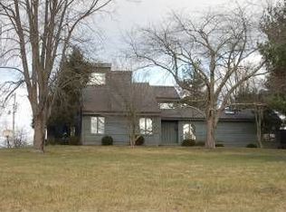 1024 Flanagan Station Rd, Winchester, KY 40391