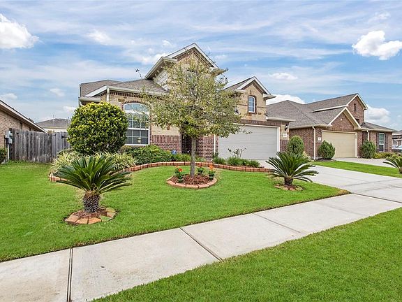4th image of 13006 Thorn Valley Ct
