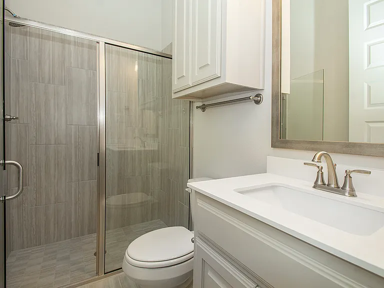 2223 Clairmount Dr — Photo 10