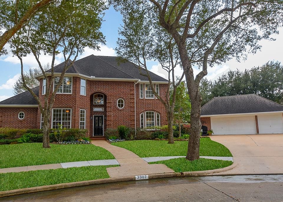 1st image of 3907 Oakmont Ct