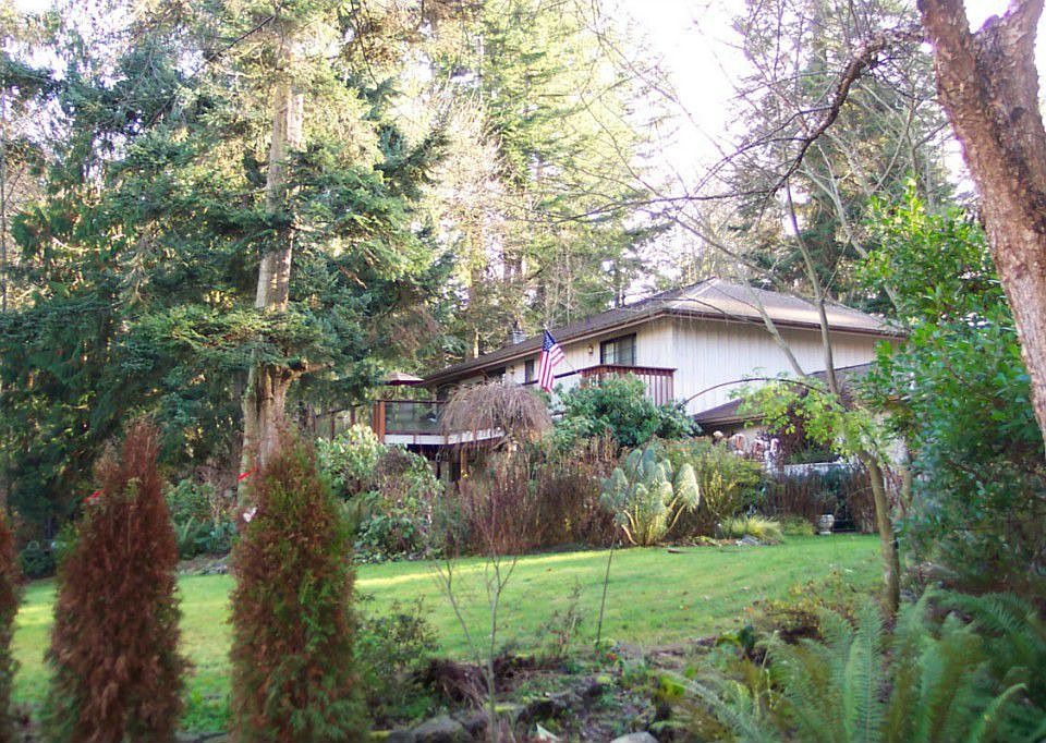 1st image of 3721 Viewsound Ln SE