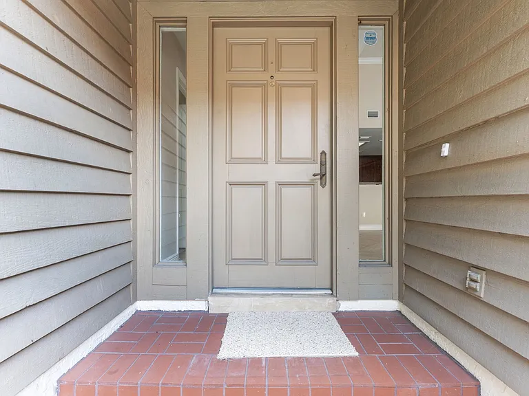 13721 Lazy Oak Dr — Photo 3