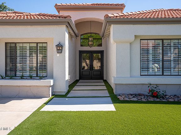 2nd image of 5827 E AIRE LIBRE Avenue