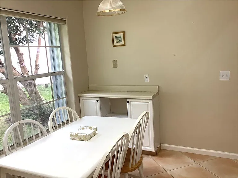 7904 Mansfield Hollow Rd — Photo 6
