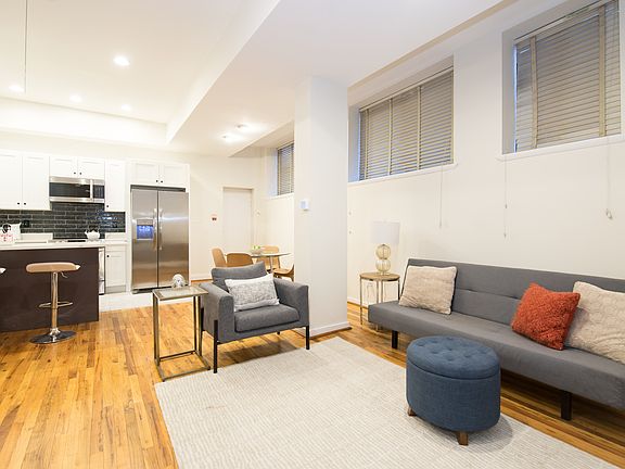 4th image of 2101 Wallace St #1