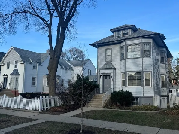 3841 N Kenneth Ave, Chicago, IL 60641
