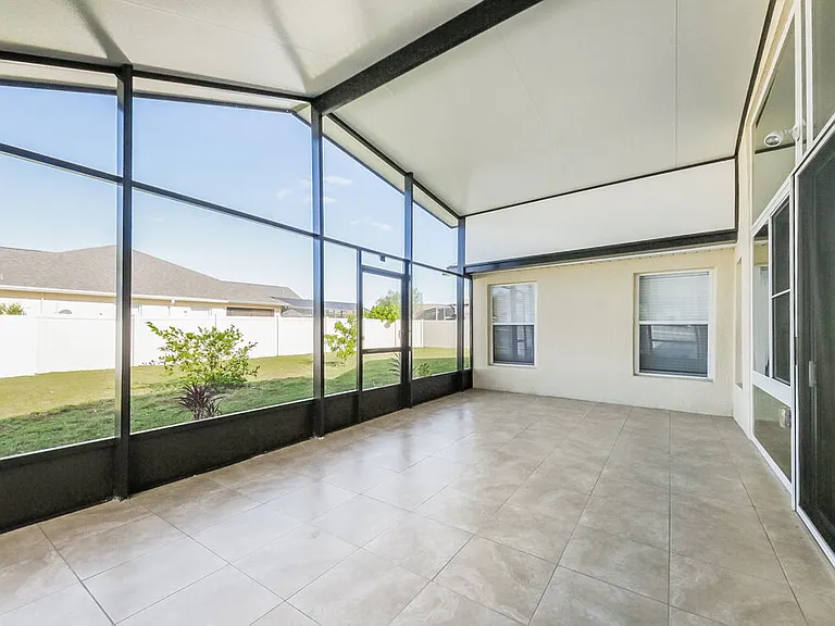 4660 Huron Bay Cir — Photo 14