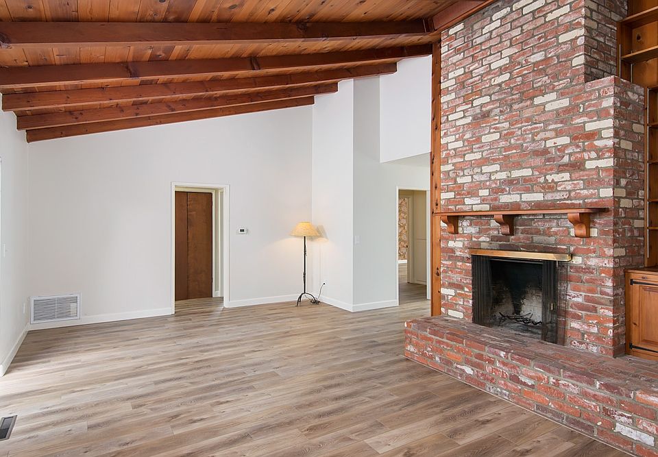1st image of 1474 Liggett Way