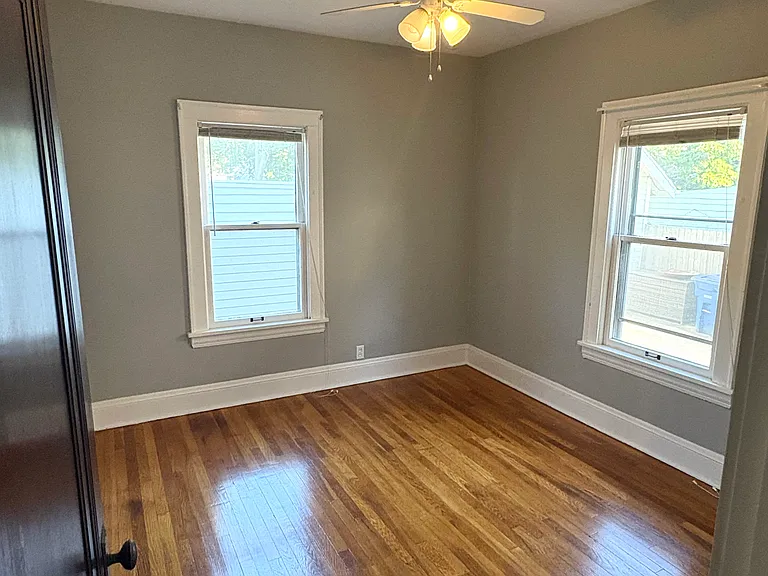 2163 Atkins Ave — Photo 12
