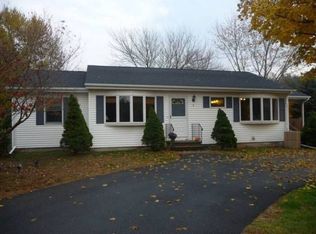 6 Westland Rd, Ellington, CT 06029