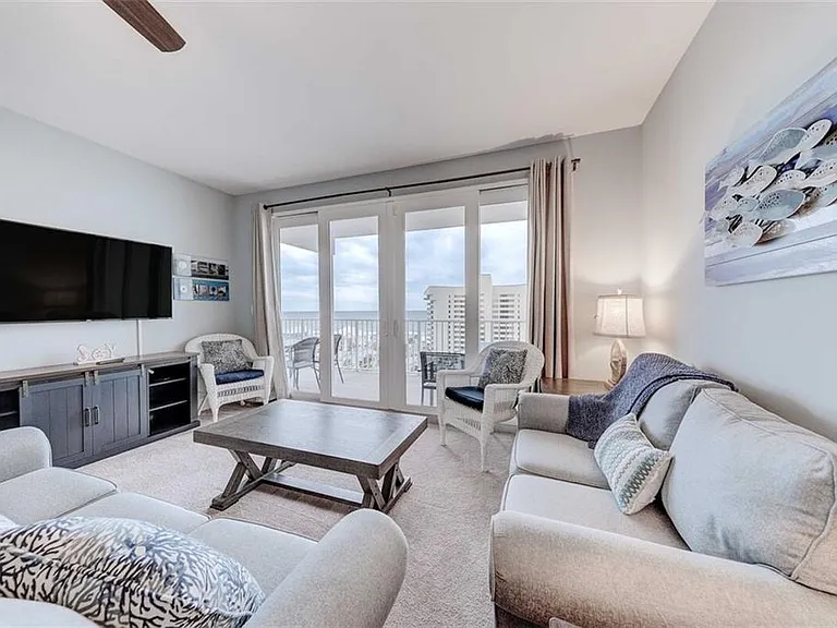 9860 Thomas South Dr S #711 — Photo 11