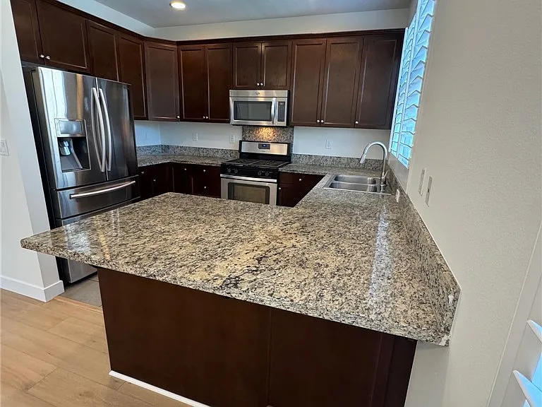 12035 Millennium Park Ct — Photo 10