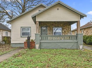 812 W Pershing Street, Springfield, MO 65806