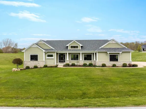 11233 31st Street Dr W, Milan, IL 61264