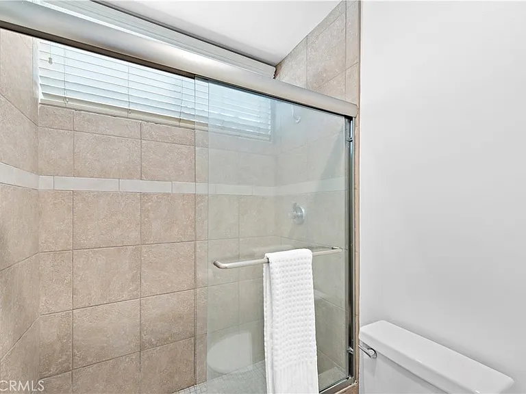 150 Cleo St #2 — Photo 29