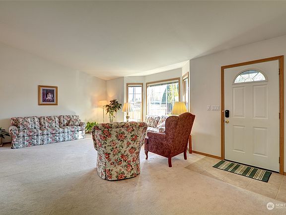 5th image of 9306 51st Avenue NE