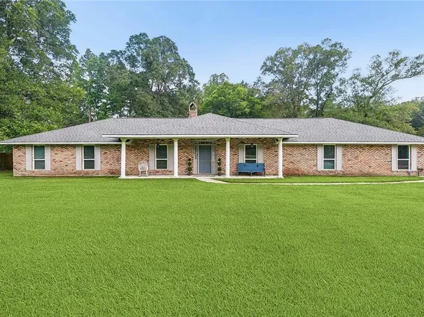 12214 Solitude Ln, Zachary, LA 70791