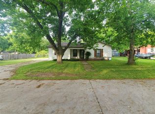 401 Gantt St, Terrell, TX 75160