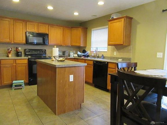 5th image of 2376 Barnard Dr