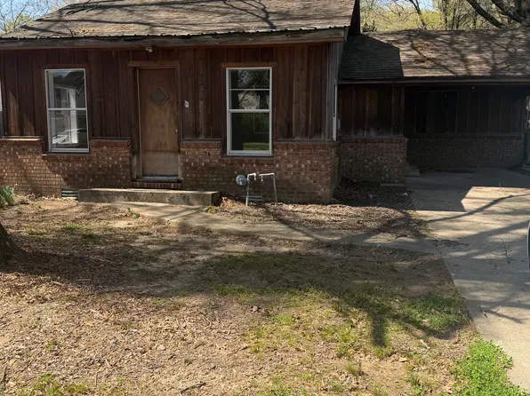 525 2nd Ave, Conway, AR 72032