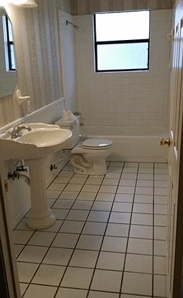 5th image of 408 Songwood Dr