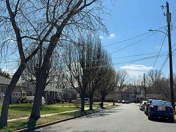 5th image of 7413 Stinson Rd