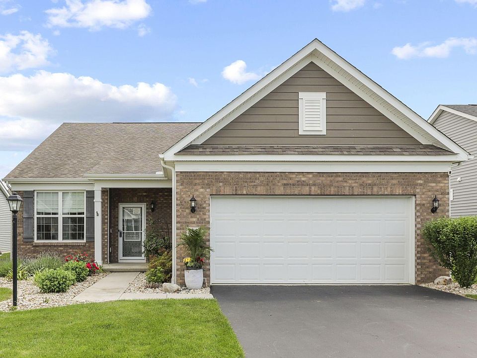 1st image of 865 Zeller Cir