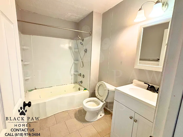 2 Bert Ave — Photo 5