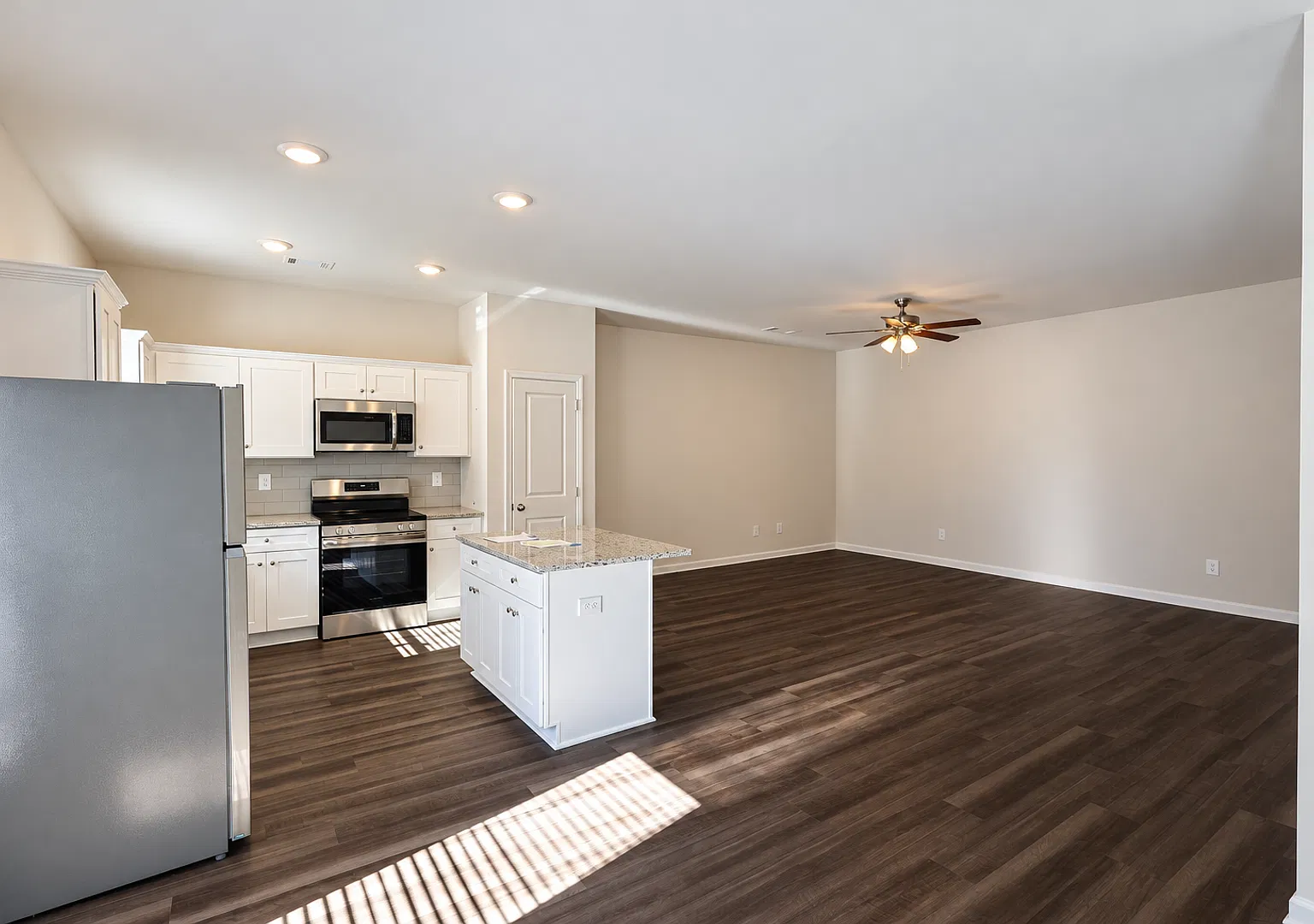Now Leasing: Spacious 4-Bedroom Townhomes in Oakwood — Photo 4