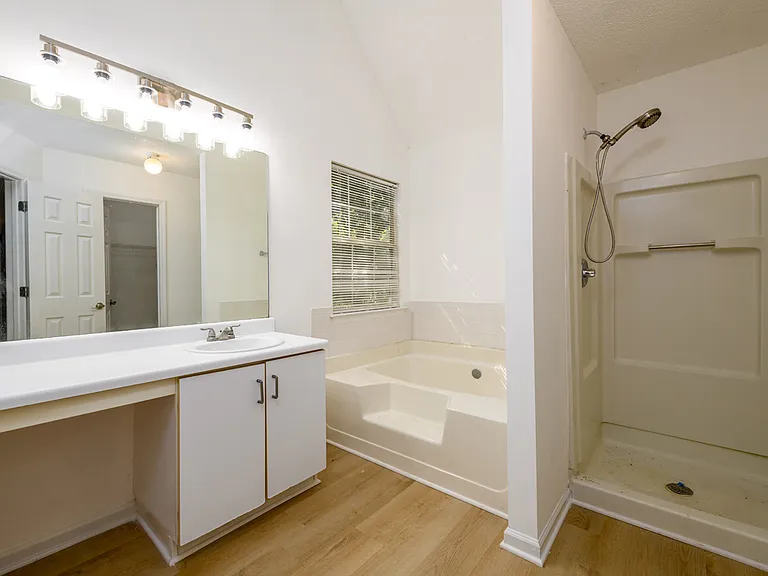 4827 Snap Creek Ln — Photo 28