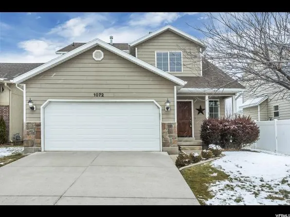 1072 W 900 N, Farmington, UT 84025