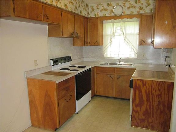 3rd image of 3520 Gusten Pl