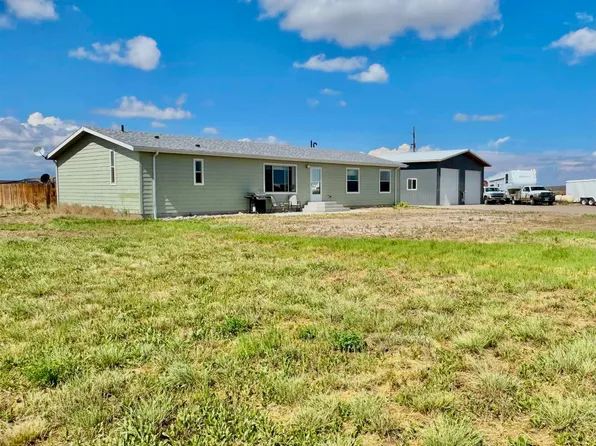 149 Moonshine Rd, Riverton, WY 82501