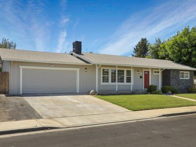 1056 Maria Dr, Oakdale, CA, 95361