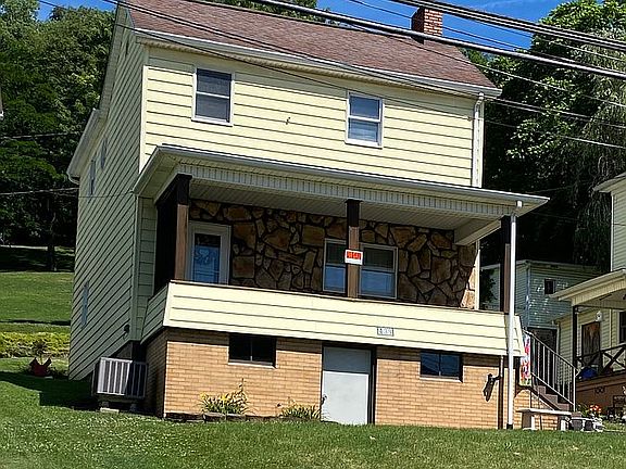 2nd image of 439 Smithfield St