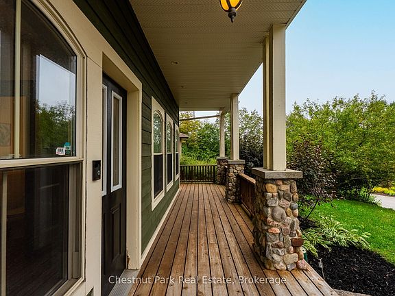 4th image of 20 Morgan Heights Dr