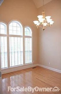 Gourmet Kitchen overlooks Breakfast Room