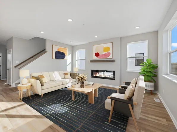 10252 Birchwood Cir, Victoria, MN 55318