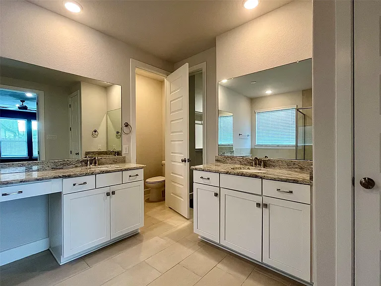 23707 Montclair Forest Trl — Photo 17