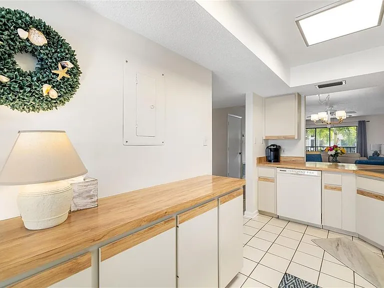 7201 Curtiss Ave #2D — Photo 11