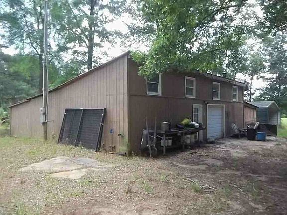 5th image of 1302 Epworth Camp Rd E