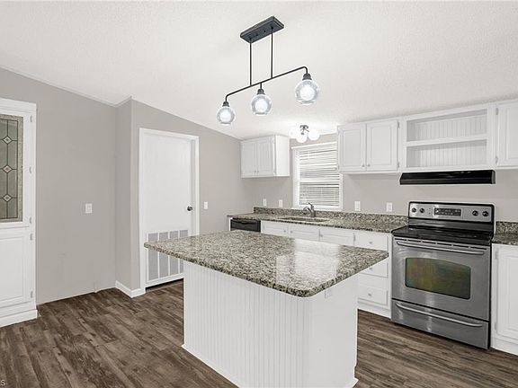 2nd image of 131 Altavista Ct
