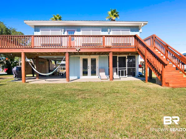 217 W 4th Ave, Gulf Shores, AL 36542