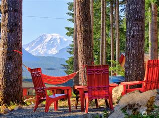 198 Alpine Dr, Packwood, WA 98361