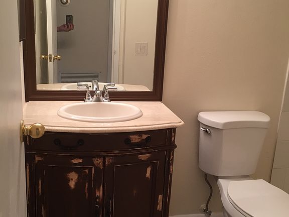 Second bathroom 
