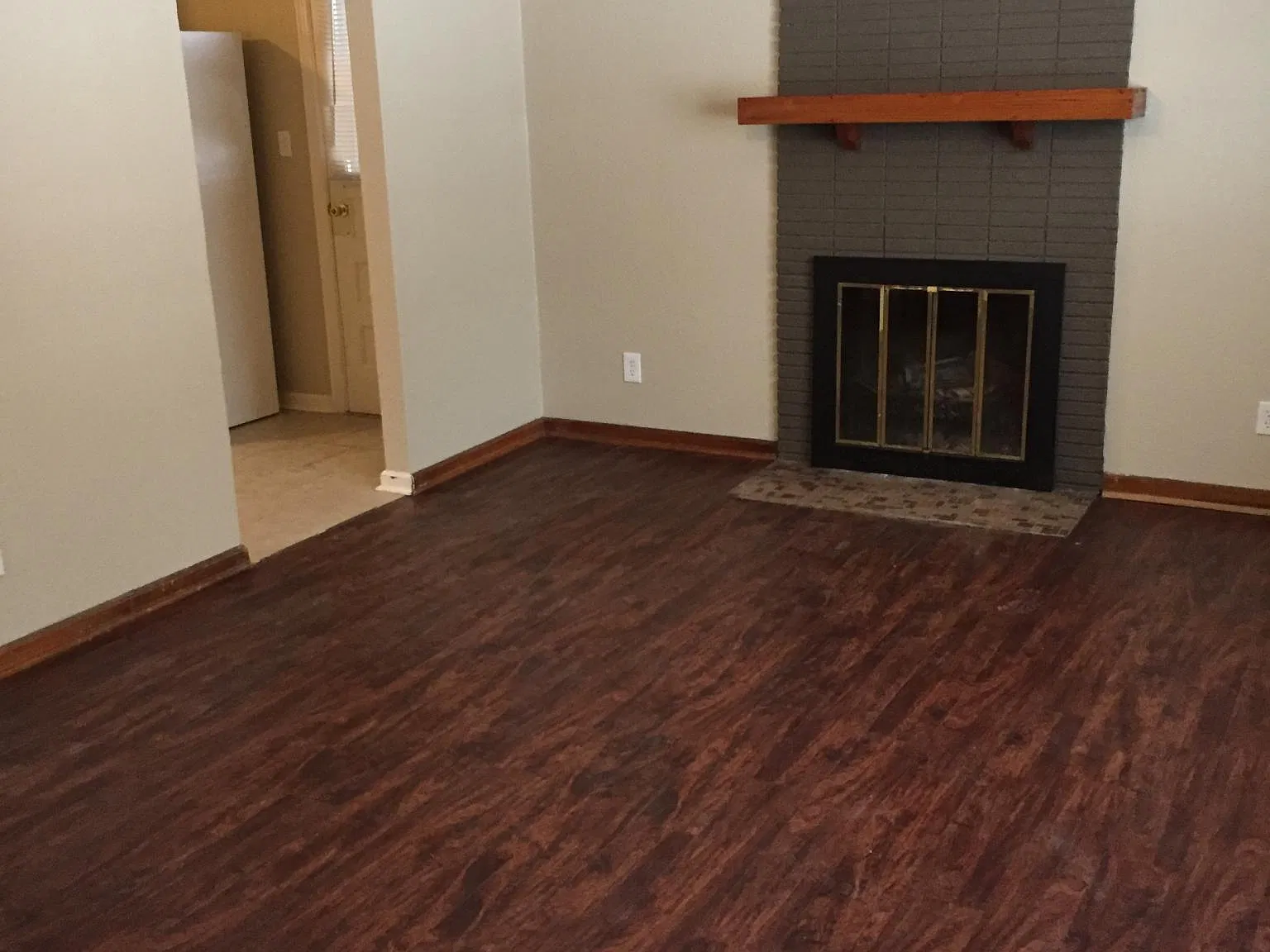 2 bed, 900 sqft, $1,100 — Photo 3