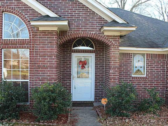 2nd image of 1806 Woodway Dr